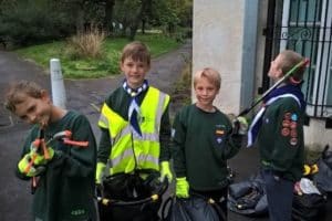 Cubs get ready to clean the park